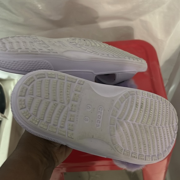 Crocs worn a couple of times - Picture 2 of 3